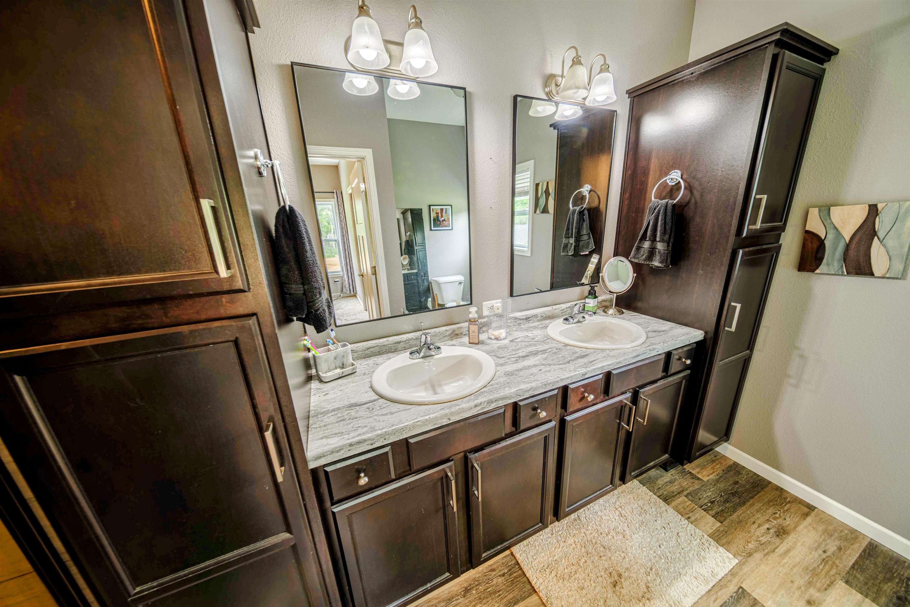 Wisconsin Dells, Wisconsin 53965, United States, 5 Bedrooms Bedrooms, ,3 BathroomsBathrooms,Residential,Active,177619