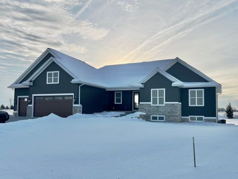 Photo of 6615 Kades Forge, Sun Prairie, WI 53590 (MLS # 2013830)