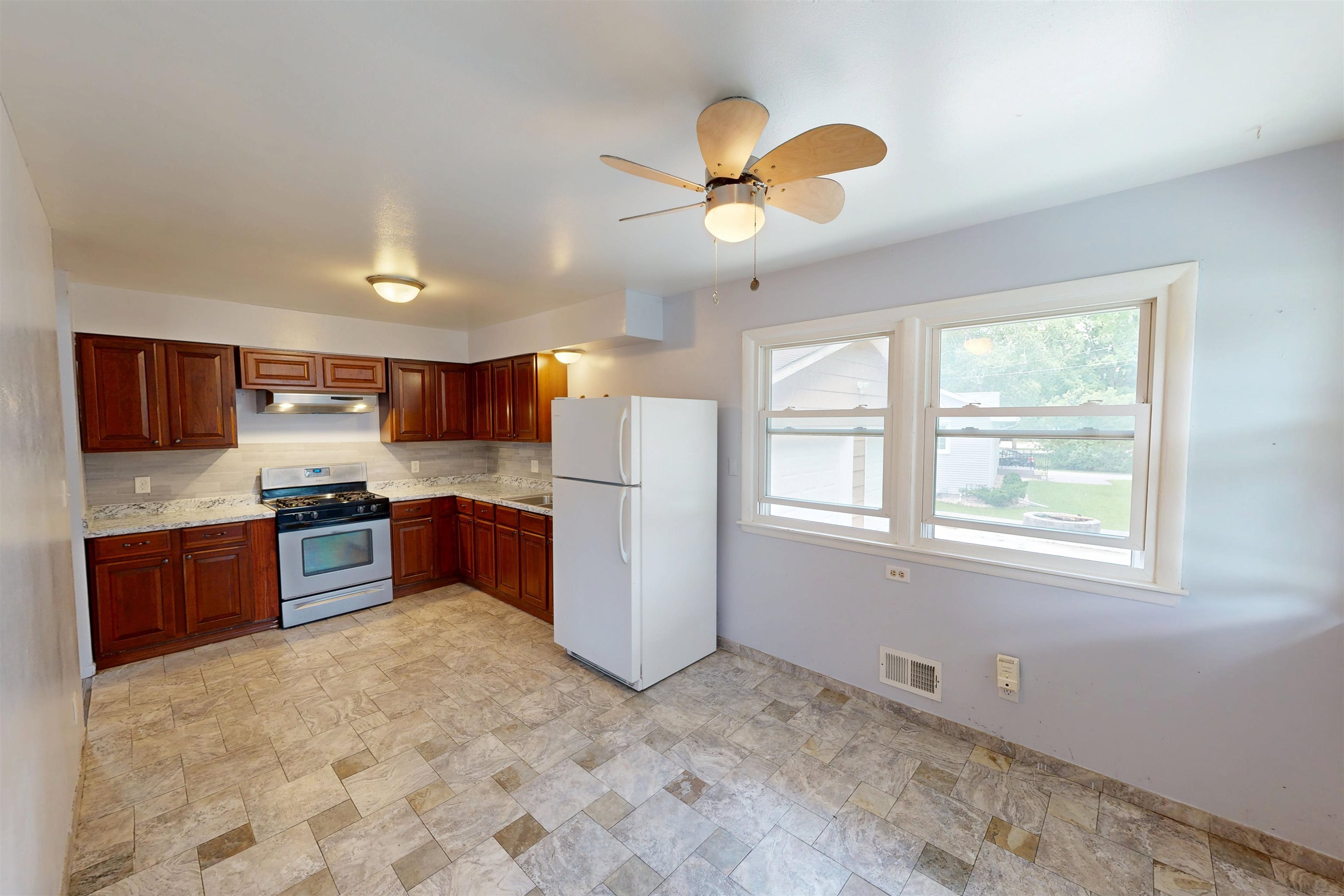 923 Gail Place