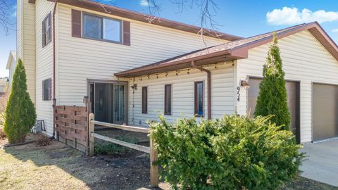 Photo of 954 Hemlock Drive, Verona, WI 53593 (MLS # 2017849)