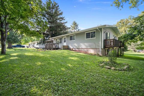 Tiny photo for 604 Halbert Street, Green Lake, WI 54941 (MLS # 2007738)