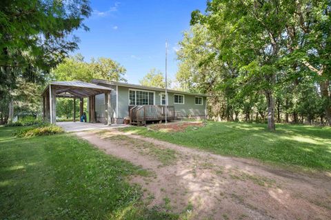 Tiny photo for 604 Halbert Street, Green Lake, WI 54941 (MLS # 2007738)