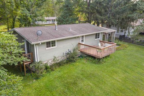 Tiny photo for 604 Halbert Street, Green Lake, WI 54941 (MLS # 2007738)