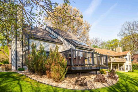 Photo of 20 Gleneagle Drive, Galena, IL 61036 (MLS # 2022698)