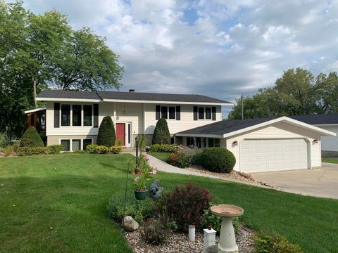 N3119 Lazy Road, Fall River, WI 53932 - #: 1995398