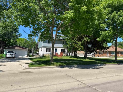 Photo of 508 Prospect Avenue, Beaver Dam, WI 53916 (MLS # 2024447)