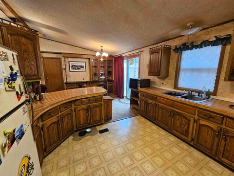 Tiny photo for 1150 Gale Court, Wisconsin Dells, WI 53965 (MLS # 2004988)