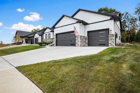 Photo of 2941 Wild Goose Way, Stoughton, WI 53589 (MLS # 2016446)