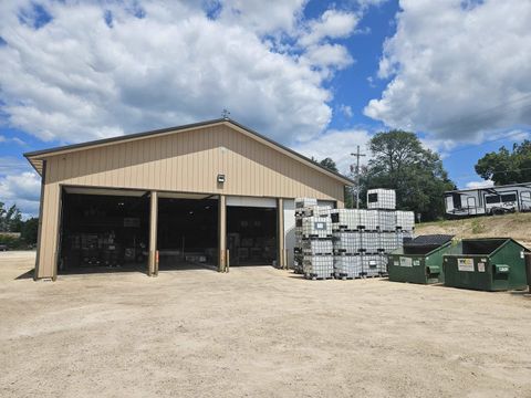 Photo of 529 Furnace Street, Mayville, WI 53050 (MLS # 1993915)