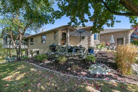 Photo of 1232 W Sherman Avenue, Fort Atkinson, WI 53538 (MLS # 2010956)