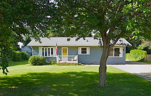 Photo of 515 Vilas Street, Onalaska, WI 54650 (MLS # 2019000)