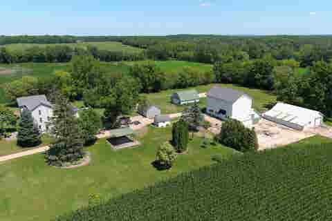 Photo of 11316 N Union Road, Brooklyn, WI 53521 (MLS # 2029776)