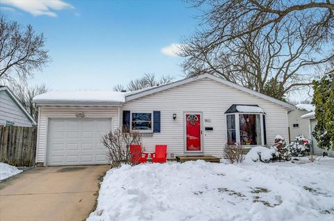 Photo of 1802 Redwood Lane, Madison, WI 53711 (MLS # 2019019)