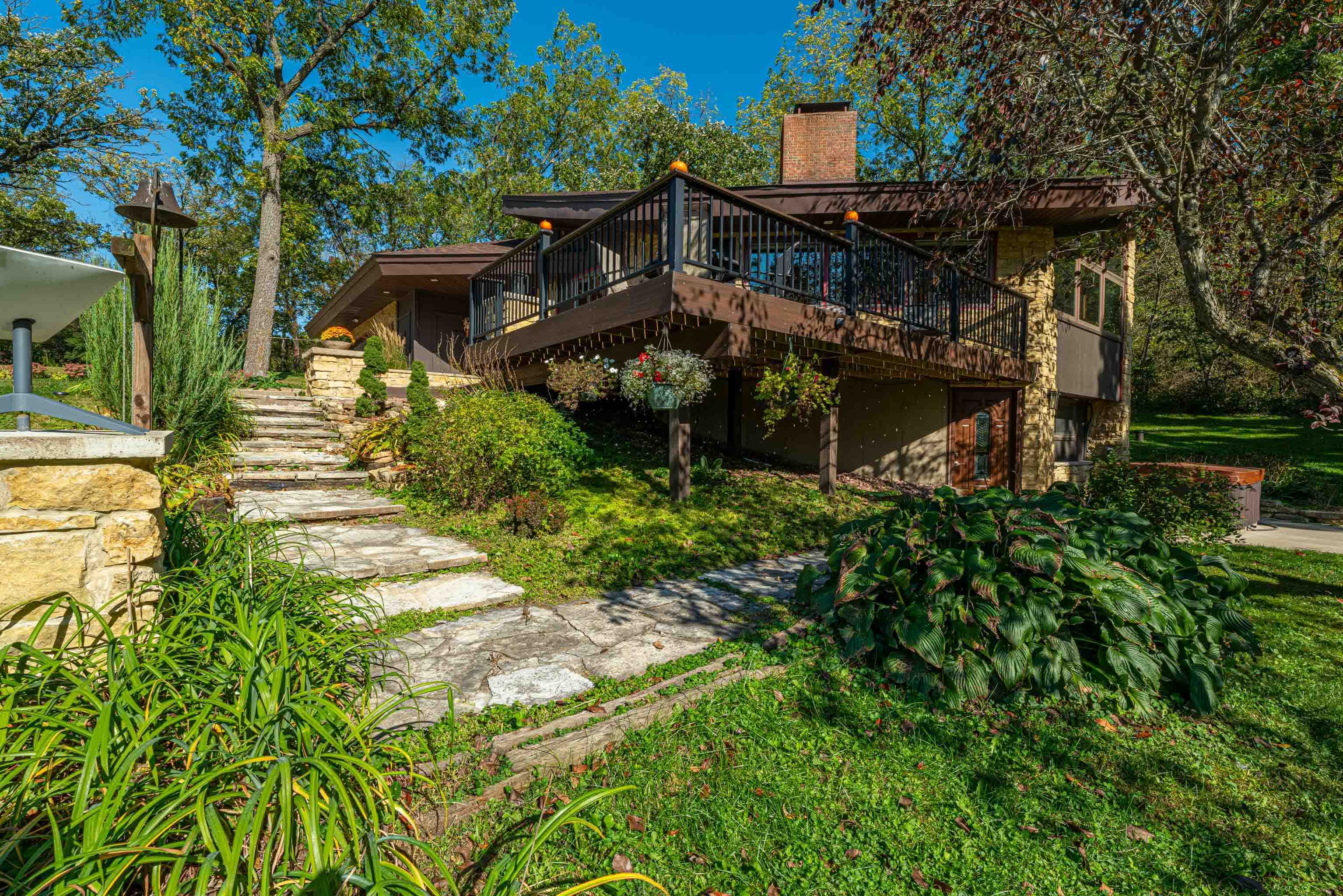 5601 County Road H