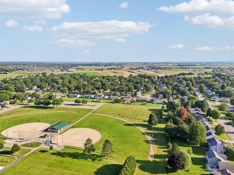 Tiny photo for 1007 Eric Lane, Waunakee, WI 53597 (MLS # 2012544)