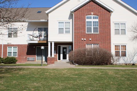 33A Grand Drive Unit 104, Baraboo, WI 53913 - #: 1995616