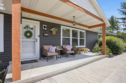 Photo of 109 Sunset Circle, Wisconsin Dells, WI 53965 (MLS # 2028965)