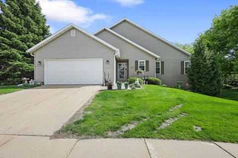 Photo of 6217 Sharpsburg Drive, Madison, WI 53718 (MLS # 2023322)