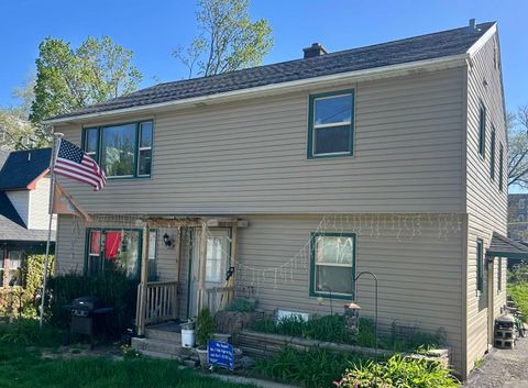 Photo of 816 Melvin Court, Madison, WI 53704 (MLS # 2012664)