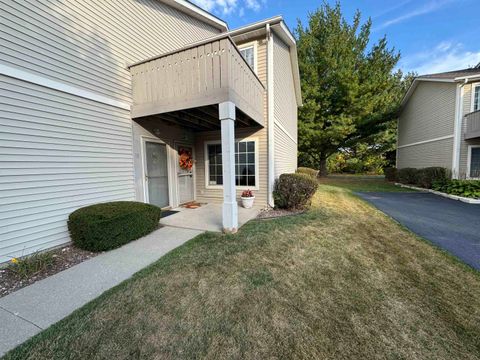 Photo of 2635 Iva Court 17 #17, Beloit, WI 53511 (MLS # 2011000)