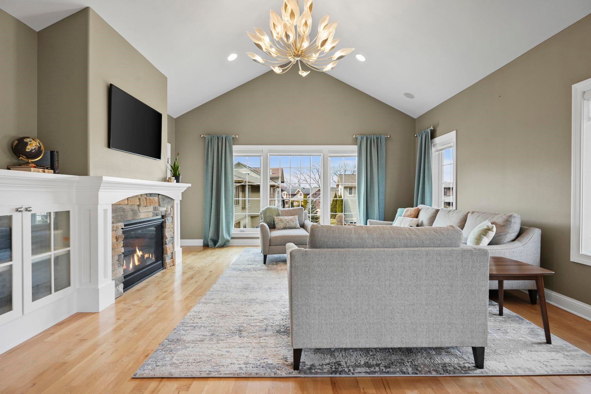13 Arboredge Way
