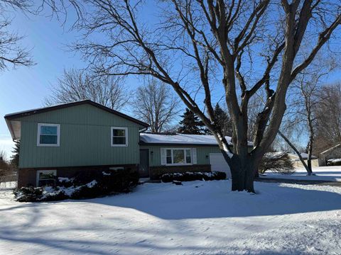 Photo of 3506 Greenwood Drive, Janesville, WI 53546 (MLS # 2015373)