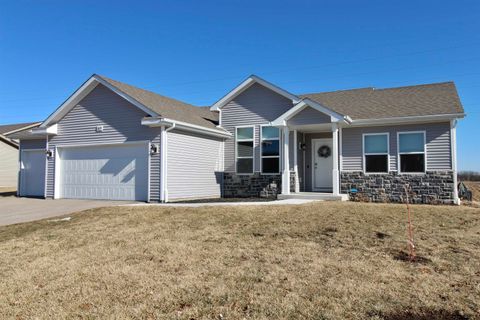 Photo of 2635 S Claremont Drive, Beloit, WI 53511 (MLS # 2016486)