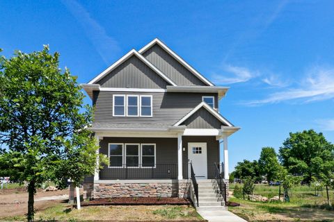 Photo of 2810 Big Bluestem Parkway, Fitchburg, WI 53711 (MLS # 2025219)