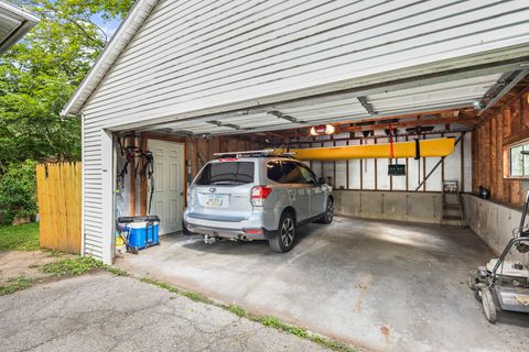 Tiny photo for 1308 Eberhardt Court, Madison, WI 53715 (MLS # 2008117)