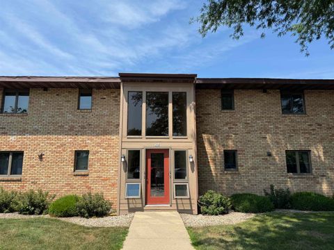 Photo of 280 N Campbell Road C #C, Oshkosh, WI 54902 (MLS # 2005634)