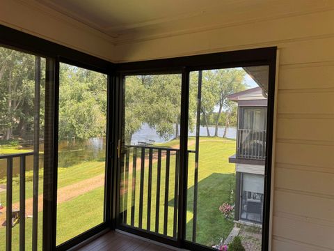 Tiny photo for 280 N Campbell Road C #C, Oshkosh, WI 54902 (MLS # 2005634)
