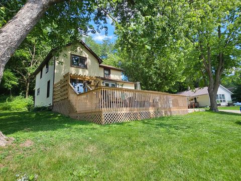 Photo of 123 Main Street, Genoa, WI 54632 (MLS # 2002549)