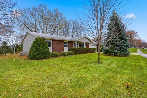 Photo of 943 Windsor Avenue, Fond Du Lac, WI 54935 (MLS # 2013140)