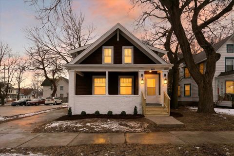 Photo of 708 W Grand Avenue, Beloit, WI 53511 (MLS # 2016489)