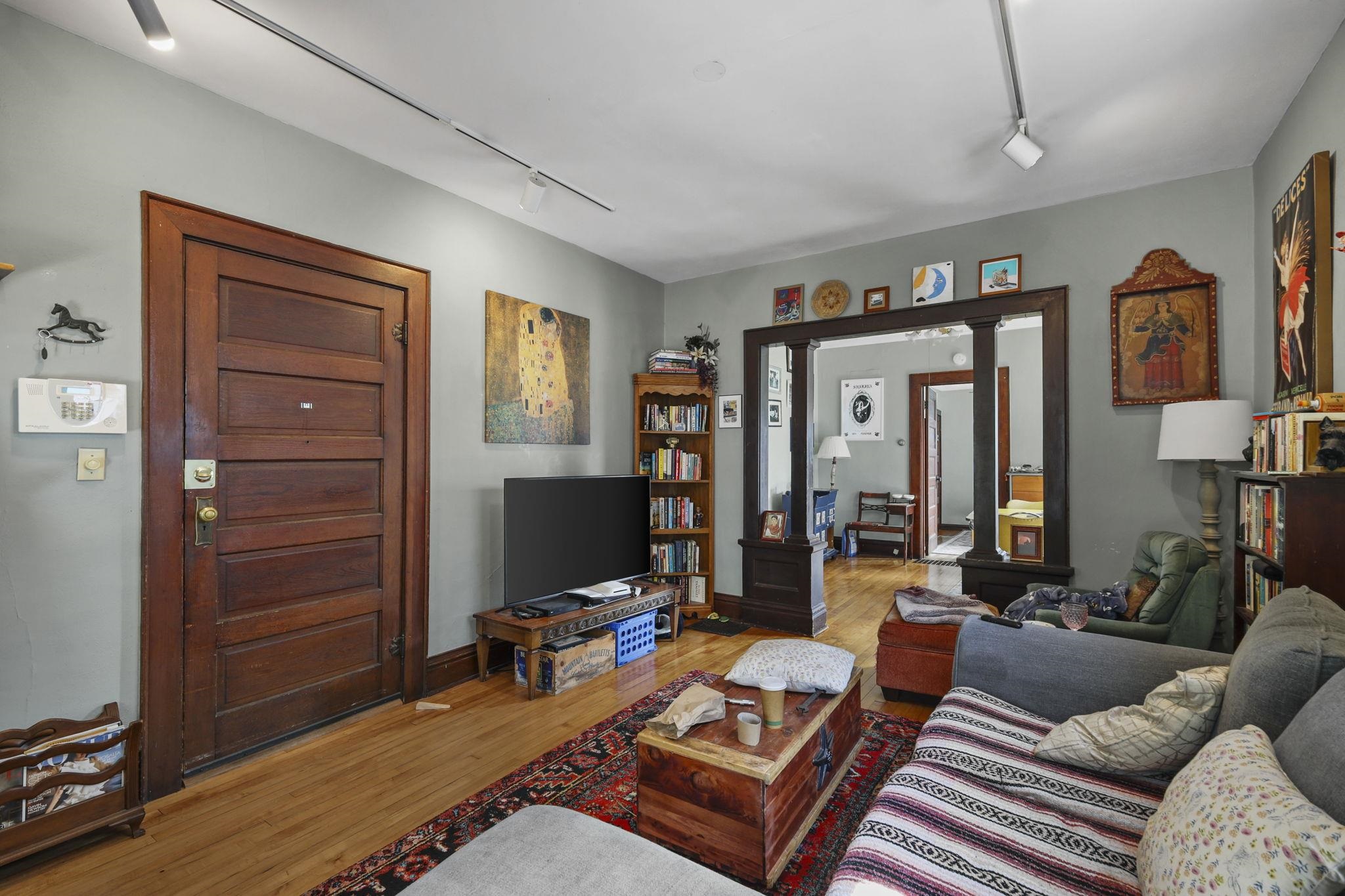 217 N 6th Street