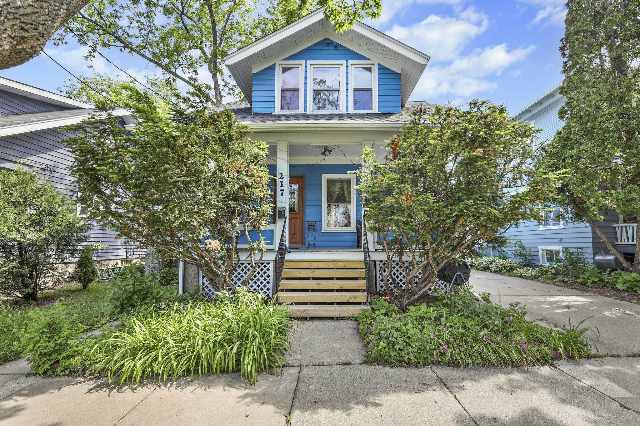 217 N 6th Street