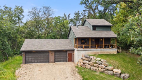 Photo of N4709 St Lawrence Bluff Road, Poynette, WI 53955 (MLS # 2032814)