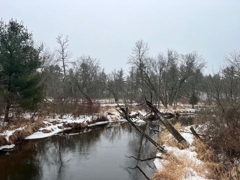 Photo of 1017 9th Avenue, Hancock, WI 54943 (MLS # 2014075)