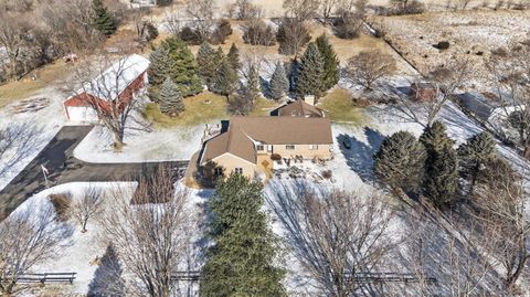 Photo of 8131 E Creek Road, Janesville, WI 53546 (MLS # 2014982)