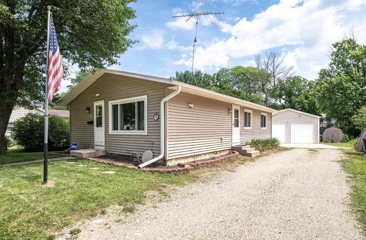Photo 1 of 34 — 205 N 7th Street, Delavan, WI 53115