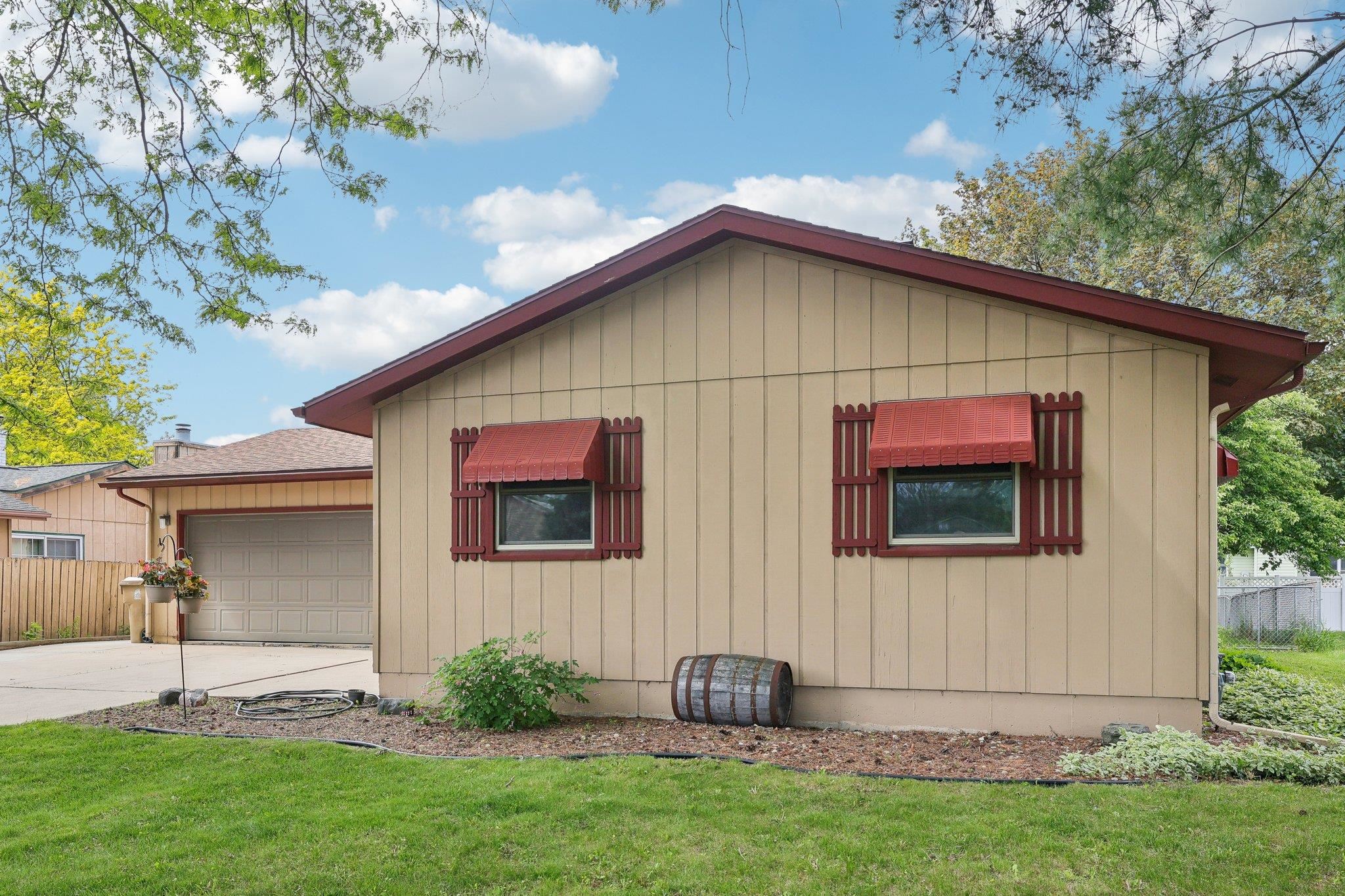5606 E Buckeye Road
