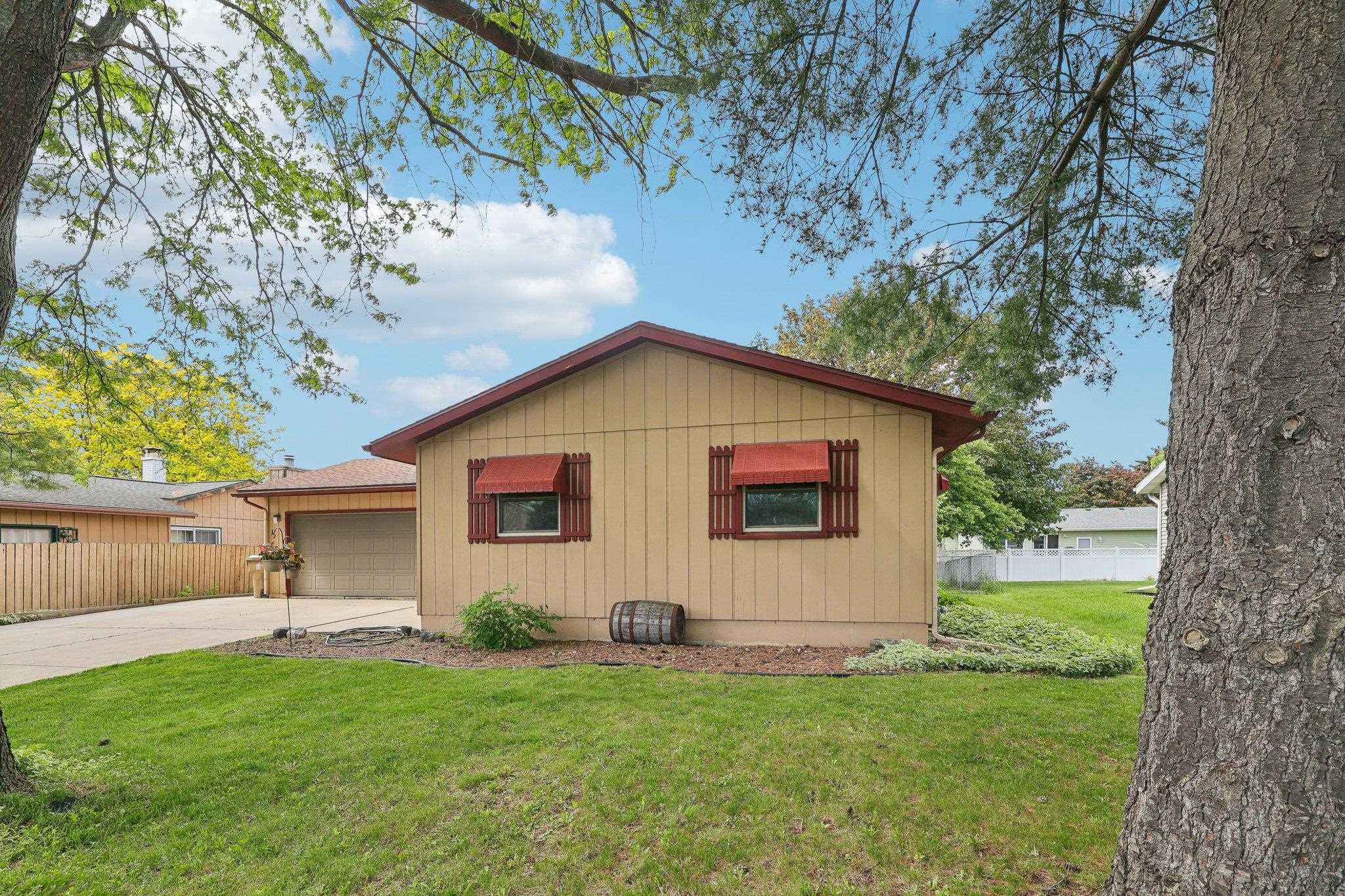 5606 E Buckeye Road