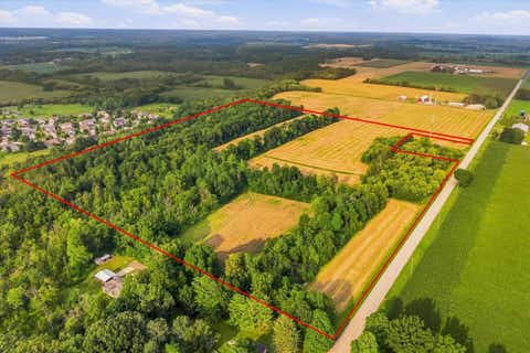 Photo of 2322 Rusco Drive, West Bend, WI 53095 (MLS # 2030516)