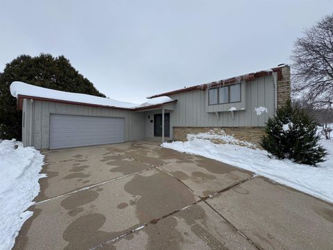 Photo of 230 11th Avenue, Monroe, WI 53566 (MLS # 2013340)