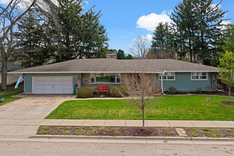 Photo of 149 E GOODLAND Street, Sun Prairie, WI 53590 (MLS # 2020894)