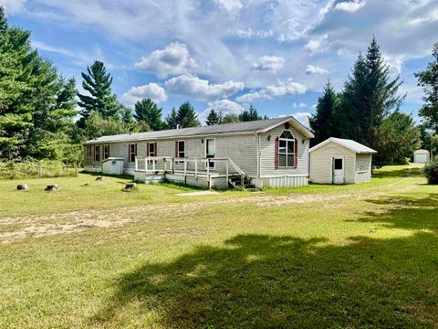 Photo of 1088 S Chicago Lane, Friendship, WI 53934 (MLS # 2008008) Photo of 1088 S Chicago Lane, Friendship, WI 53934 (MLS # 2008008)