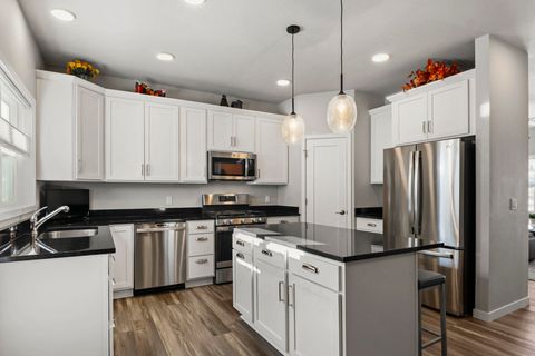 Photo of 2812 Frisee Drive, Fitchburg, WI 53711 (MLS # 2018728)