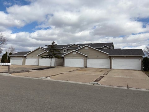 Property photo of 517-527 Trailside Drive, Deforest, WI 53532