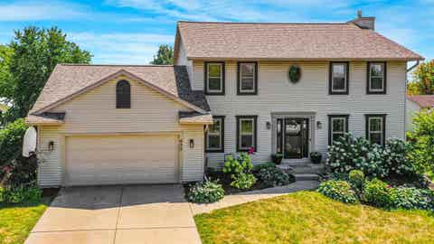 Photo of 623 Overlook Terrace, DeForest, WI 53532 (MLS # 2031203)