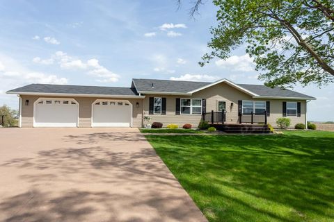 Photo of 11244 Settlement Road, Cassville, WI 53806 (MLS # 2022442)